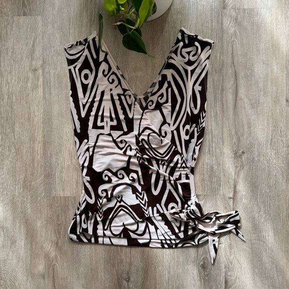 Vintage y2k Geometric Print V Neck Drape front Top - Picture 1 of 5